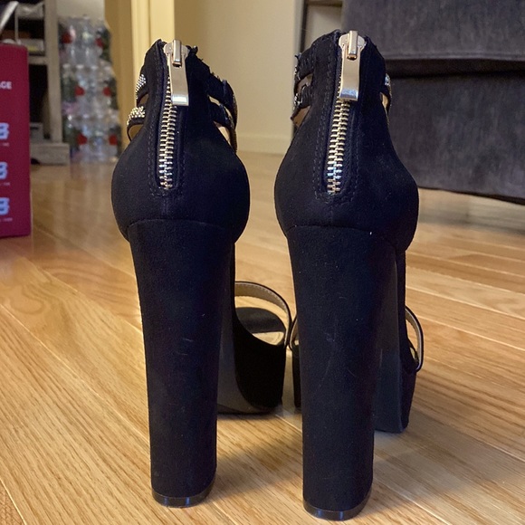 Platform heels - Picture 2 of 5